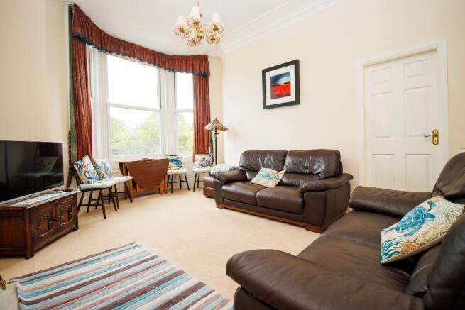 2 bed Apartment for sale Image 4