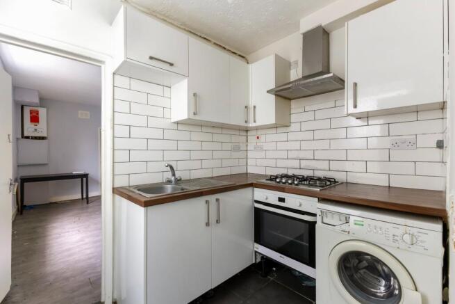 96 Crawley Road, Luton, LU1 1HZ