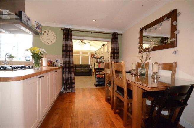 Dining Area 03