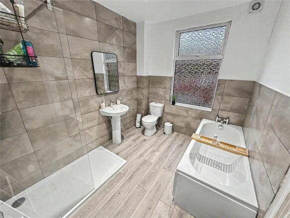 2 bed Terraced for sale Image 9