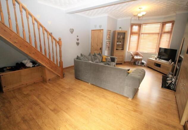 Dining Area into Lounge