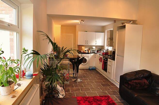Kitchen/ Family Room