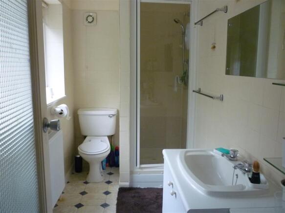 En-suite Bathroom