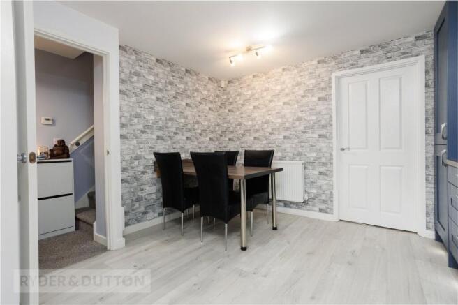 3 bed Semi-Detached for sale Image 7