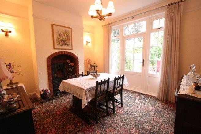 DINING ROOM