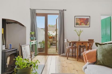 Seneca Place, Bristol, BS5