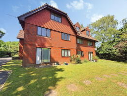 Flat 3, Nightingale Court, Aldermoor Road, Southampton SO16 5SE