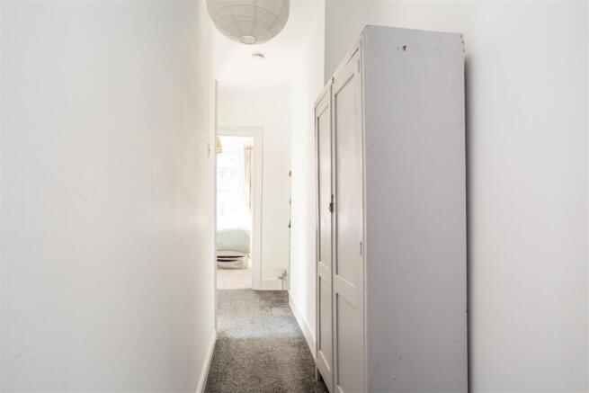 Mossford Street, Mile End, E3 - More