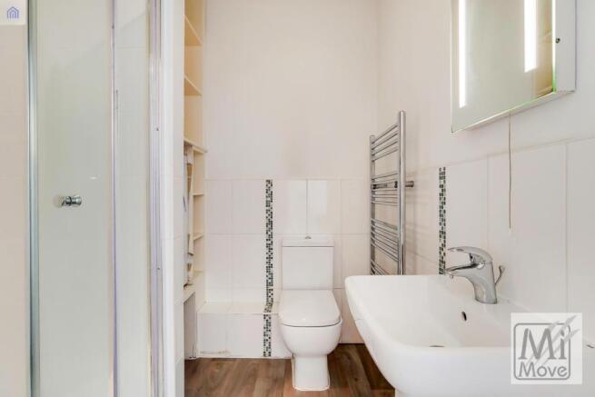 3_Bathroom-1.jpg