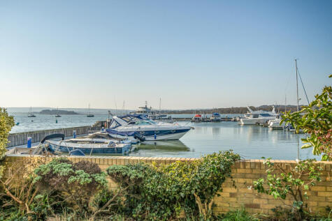Lake Avenue, Poole, Dorset, BH15