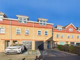 28, Aisher Way, Sevenoaks TN13 2QS