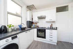 Flat 6, Greenwich Court, Cavell Street, London E1 2BS