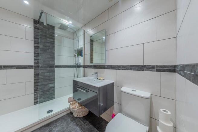 110 Heath lane-021.JPG