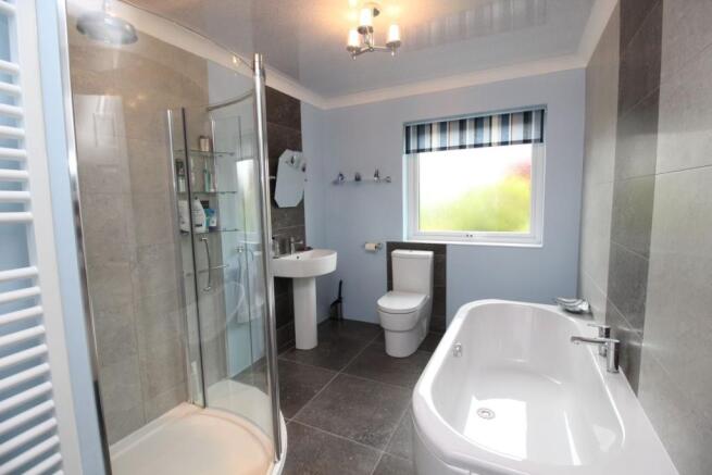 Bathroom / Shower Room / WC