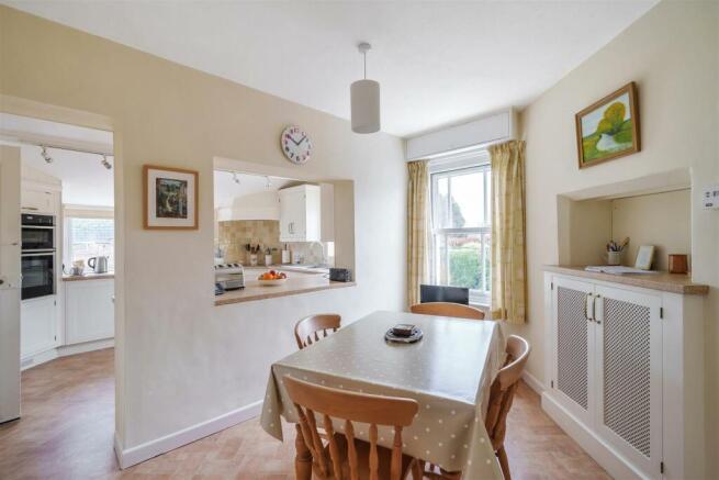 Breakfast room