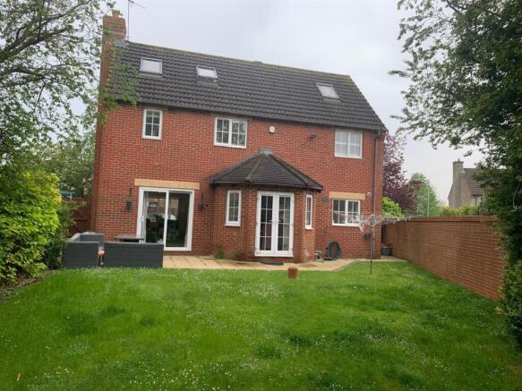 WhatsApp Image 2025-07-25 at 09.34.44 (6).jpeg