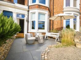 First Floor Maisonette, 4, Central Beach, Lytham St. Annes FY8 5LB