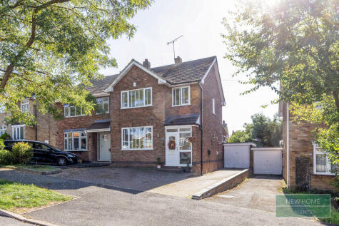 Roseway, Stoke Golding, Nuneaton, CV13 6HQ