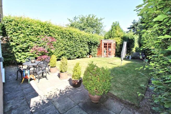 GARDEN VIEW 1