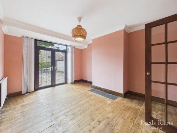 4 bed Semi-Detached for sale Image 7