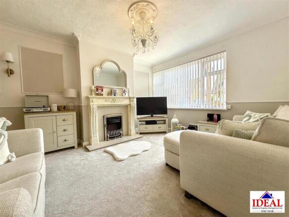 3 bed Semi-Detached for sale Image 11