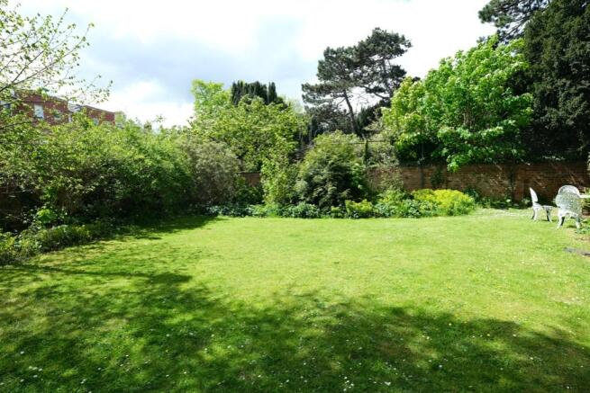 Communal gardens
