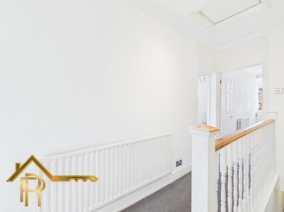 CAM03016G0-PR0079-STILL006