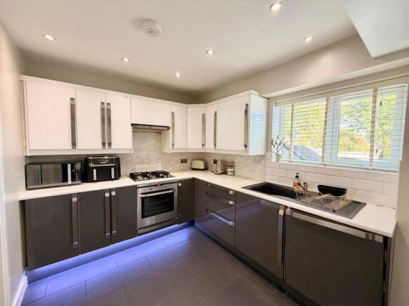 Digby Drive, Marston Green, Birmingham photo 5