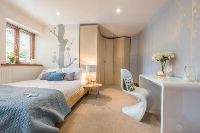 Beautiful bedroom...