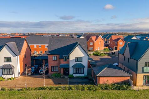 Valehouse Close, Hampton Water, PE7