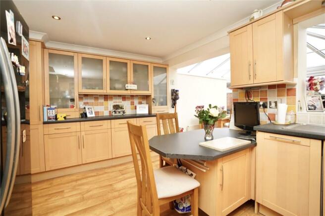 Kitchen/Dining