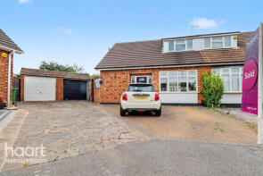 3, Chelsworth Close, Romford RM3 0ET
