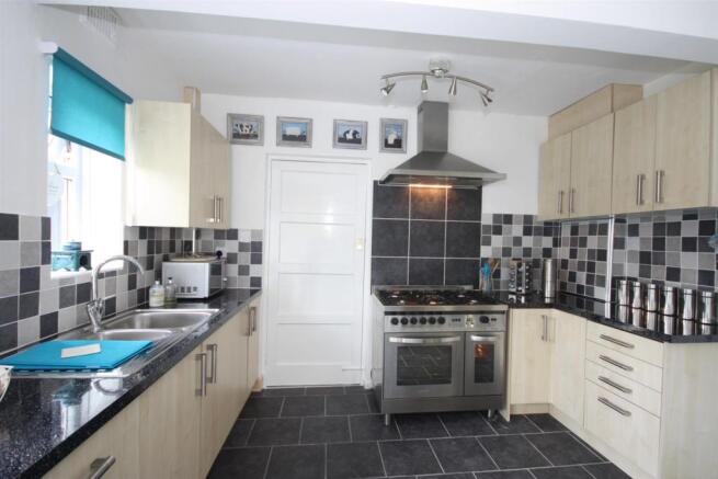 KITCHEN/ DINER