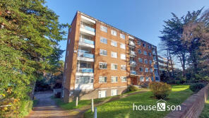 16, Guildford Court, Surrey Road, Bournemouth BH4 9HP