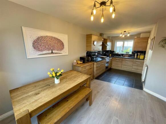 Kitchen / Diner