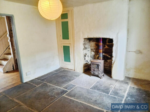 Pretty Terraced Period Cottage