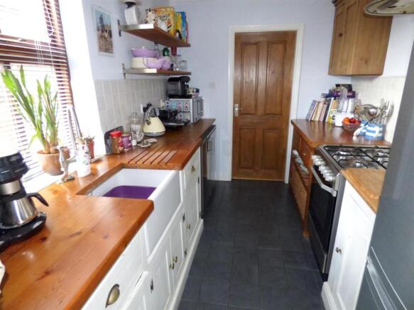 Kitchen.jpg
