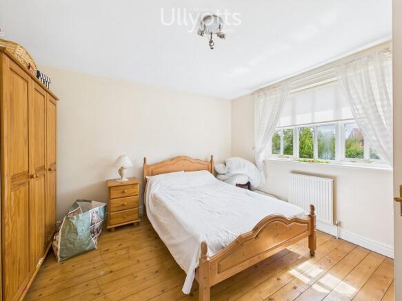 3 bed Semi-Detached for sale Image 8
