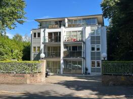 3, 15 The Lighthouse, Chine Crescent Road, Bournemouth BH2 5DA
