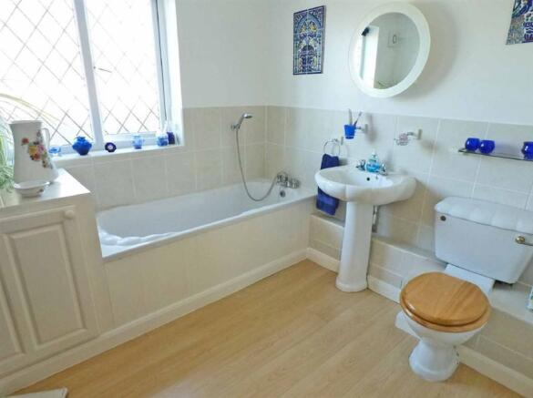 Photo 9