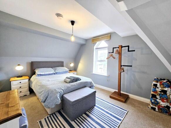 1 bed Flat for sale Image 6