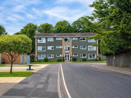 Oakleigh Way, Highcliffe, Dorset, BH23
