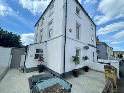 Albion Road, Gravesend, Kent, DA12