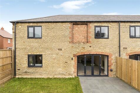 Northdale Court, Raunds, Northamptonshire, NN9