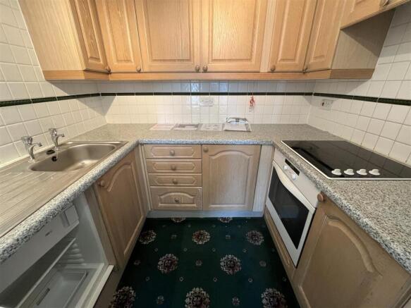 Conway Road, Colwyn Bay photo 4