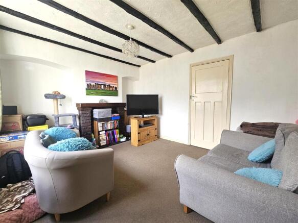 Living Room.jpg