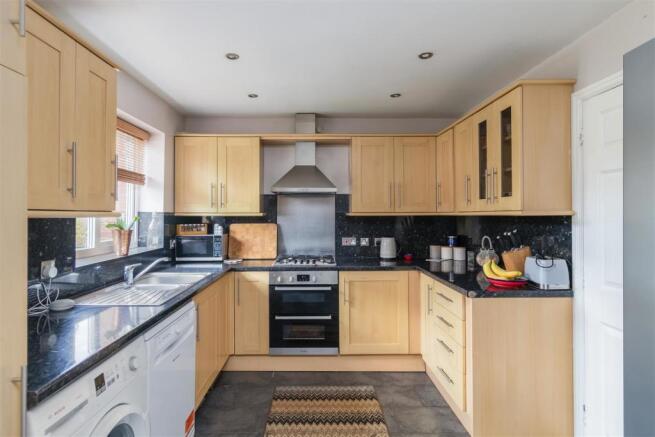 Hudson Close 8-Kitchen C.jpg