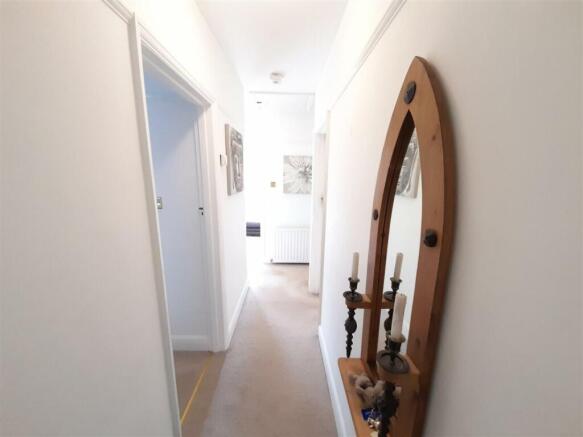 Hallway.jpg
