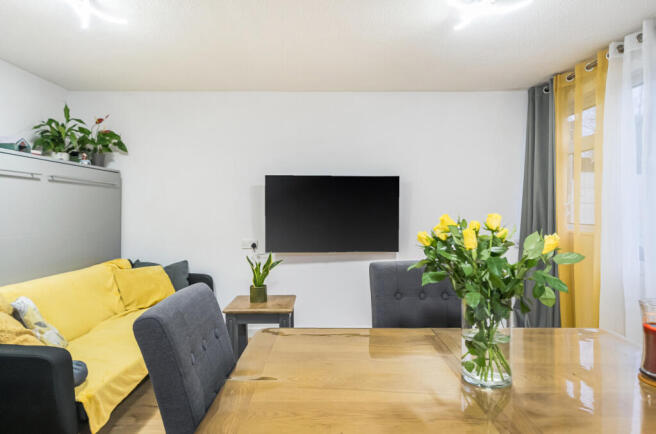 1388661-8-69403f6...