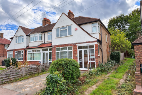 Aylesford Avenue, Beckenham, BR3